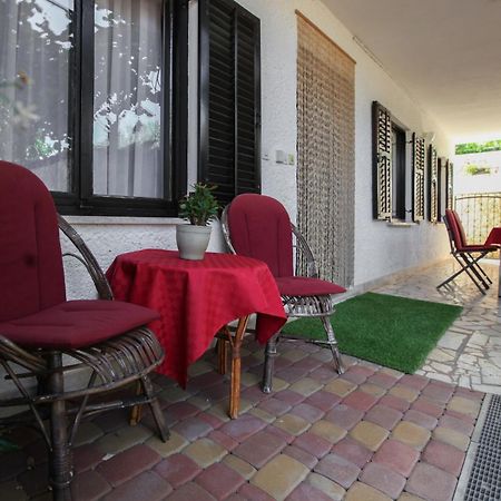 Apartmani Villa Otilija Porec Exterior photo
