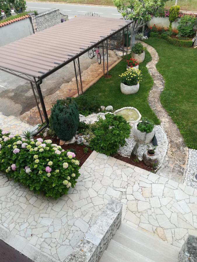 Apartmani Villa Otilija Porec Exterior photo