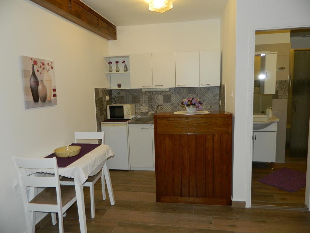 Apartmani Villa Otilija Porec Exterior photo