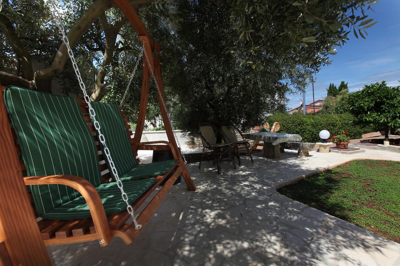 Apartmani Villa Otilija Porec Exterior photo